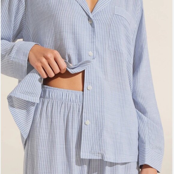 Eberjey Long Sleeve Nautico Stripe Blue White Shirt Top Size Medium - Picture 9 of 9